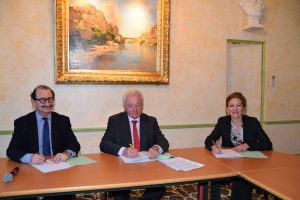 Signature convention partenariat Mairie et Trésorerie (3)