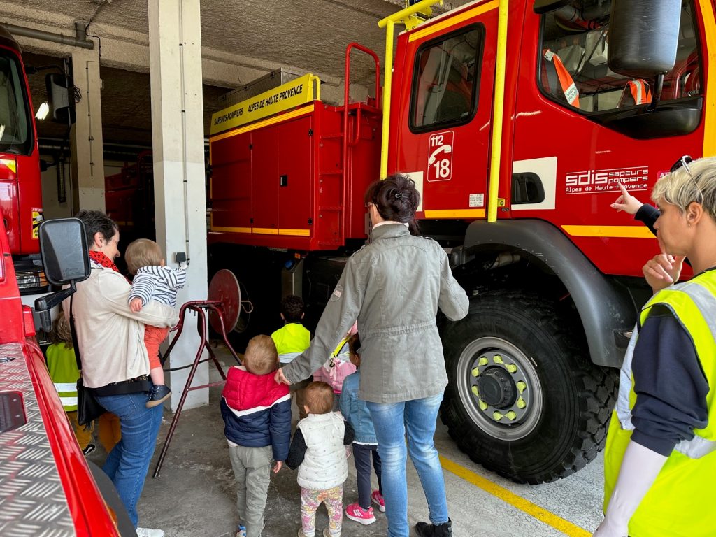 3 crèches Pompiers